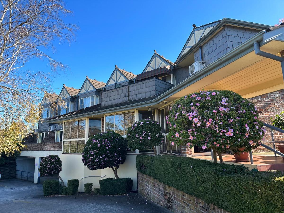 Grand Country Lodge Motel Mittagong Zewnętrze zdjęcie