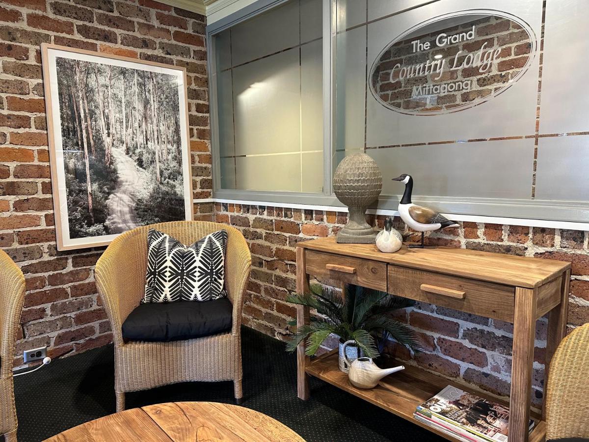 Grand Country Lodge Motel Mittagong Zewnętrze zdjęcie