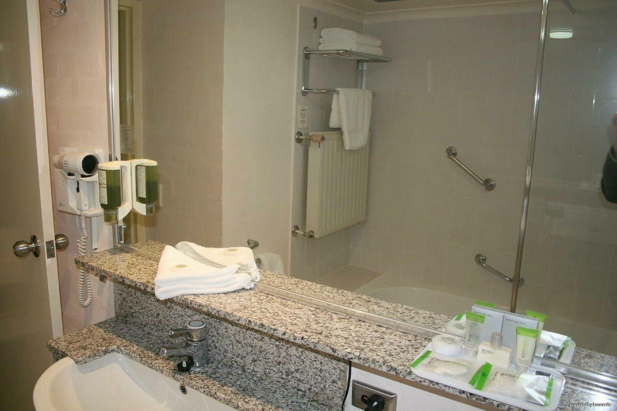 Grand Country Lodge Motel Mittagong Zewnętrze zdjęcie